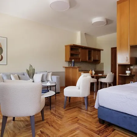 Liston's Apartment